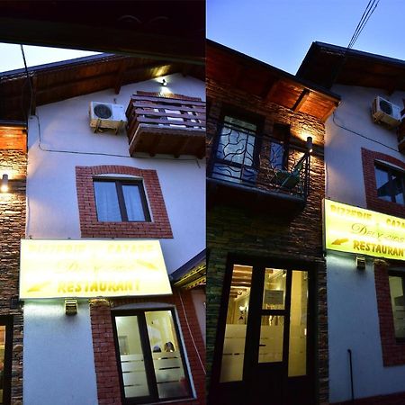 Pensiunea Dely_Cios Vălenii de Munte エクステリア 写真